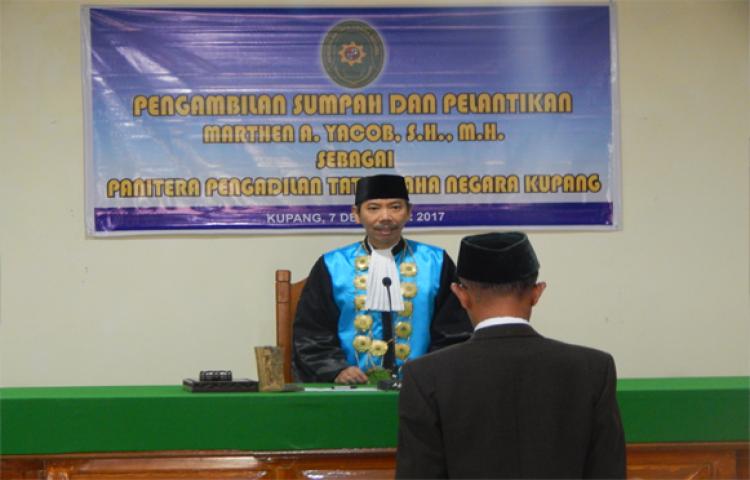 Pelantikan Panitera PTUN Kupang